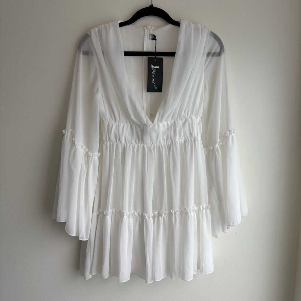 White Boho Ruffle Mini Dress NWT XS – Bell Sleeve Tiered Flowy
